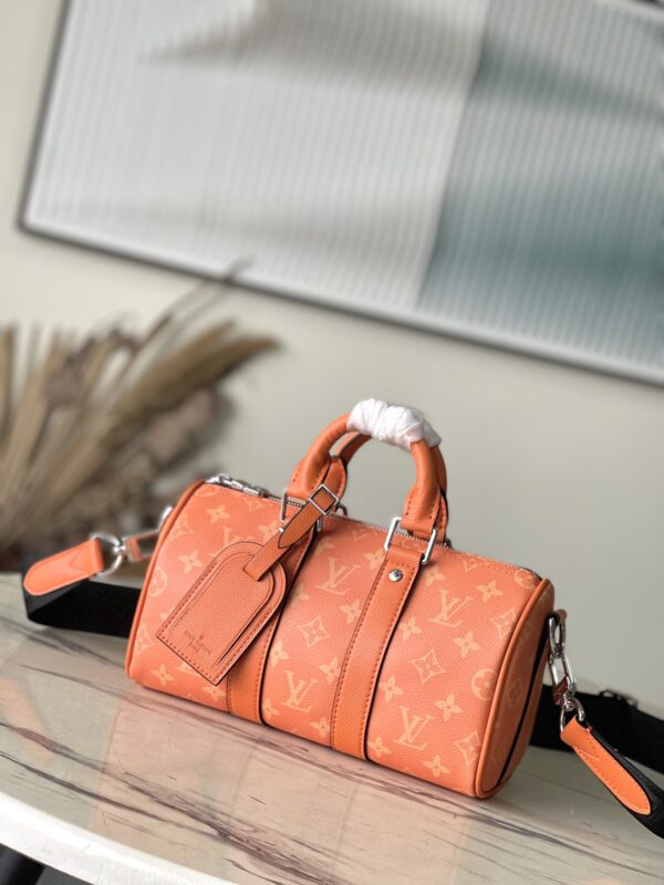 LV Keepall Bandouliere 25 Taigarama